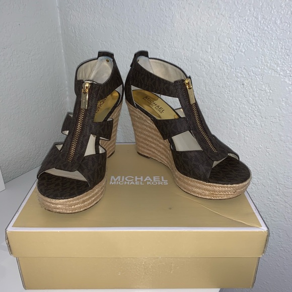 Micheal Kors wedge platform sandals